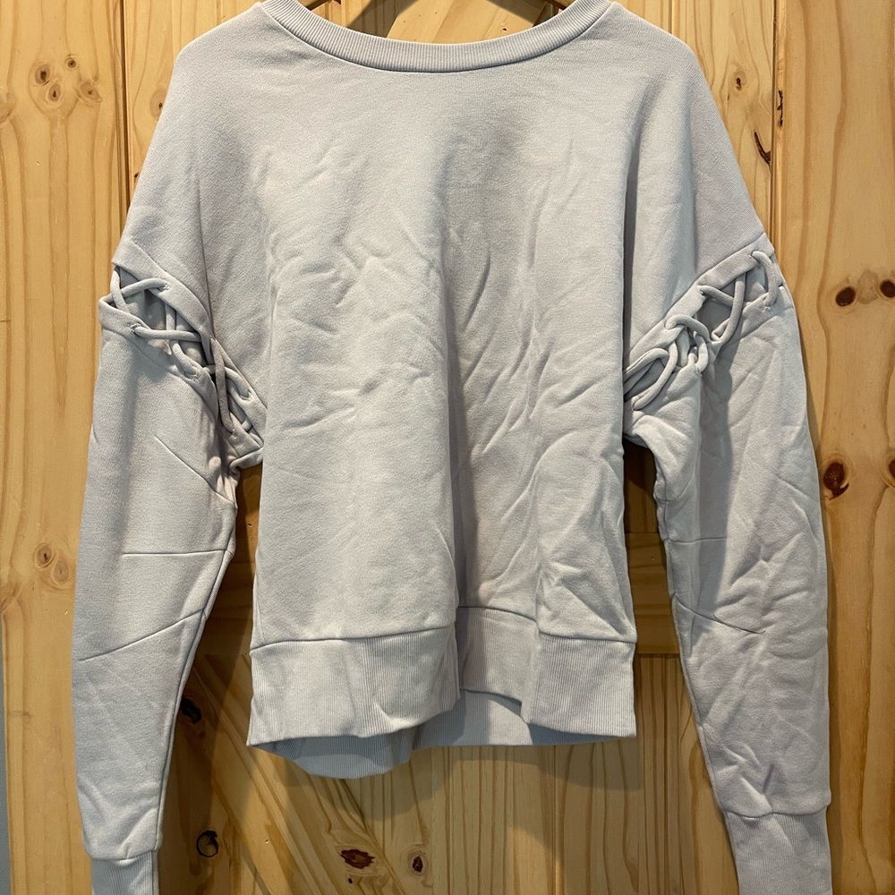 Alo Yoga Crew Top with Braid Detail